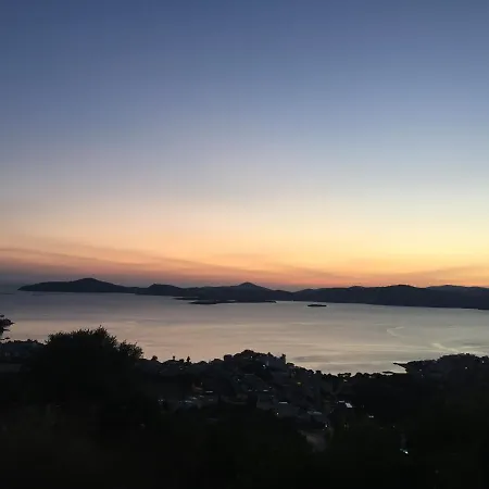 빌라 Muhtesem Deniz Manzarali Mustakil Havuzlu *